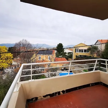 Appartement 85m2 Avec Terrasse Proche Marseille