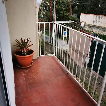 Appartement 85m2 Avec Terrasse Proche Marseille *